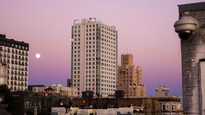 Moonrise over the city